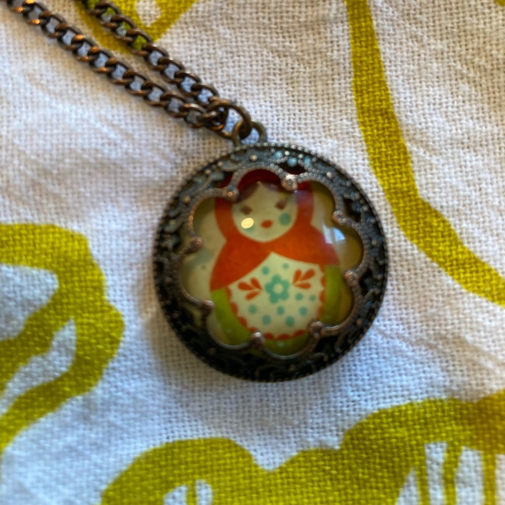 🪆 Matryoshka Doll Necklace